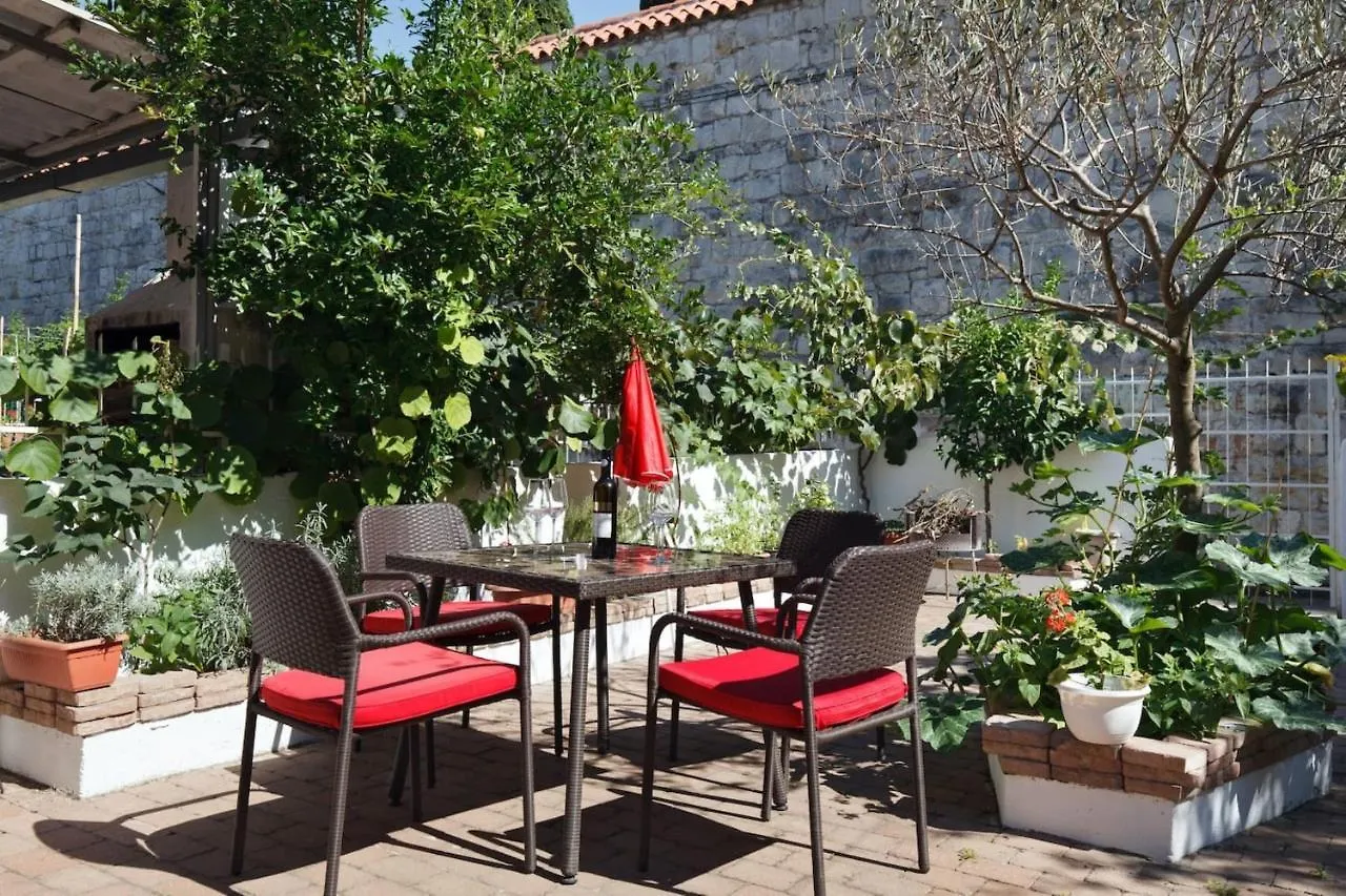 Apartment Ana With Garden, In The Heart Of Split Croatia