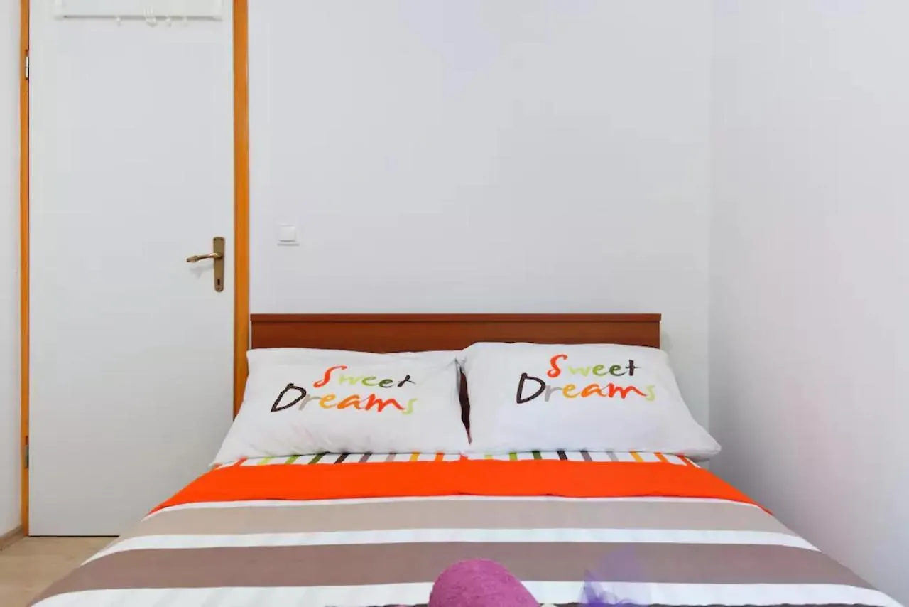 Apartment Ana With Garden, In The Heart Of Split 0*,