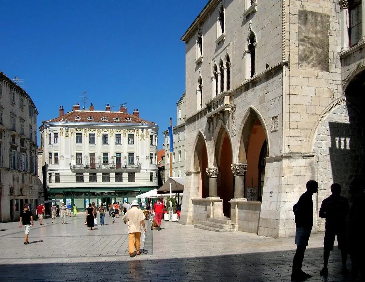 Apartment Ana With Garden, In The Heart Of Split Croatia