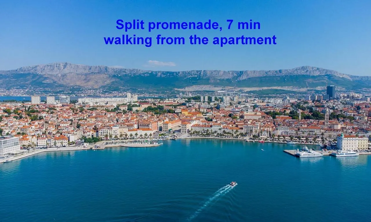Apartment Ana With Garden, In The Heart Of Split